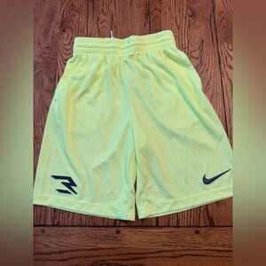 Nike boys shorts size m